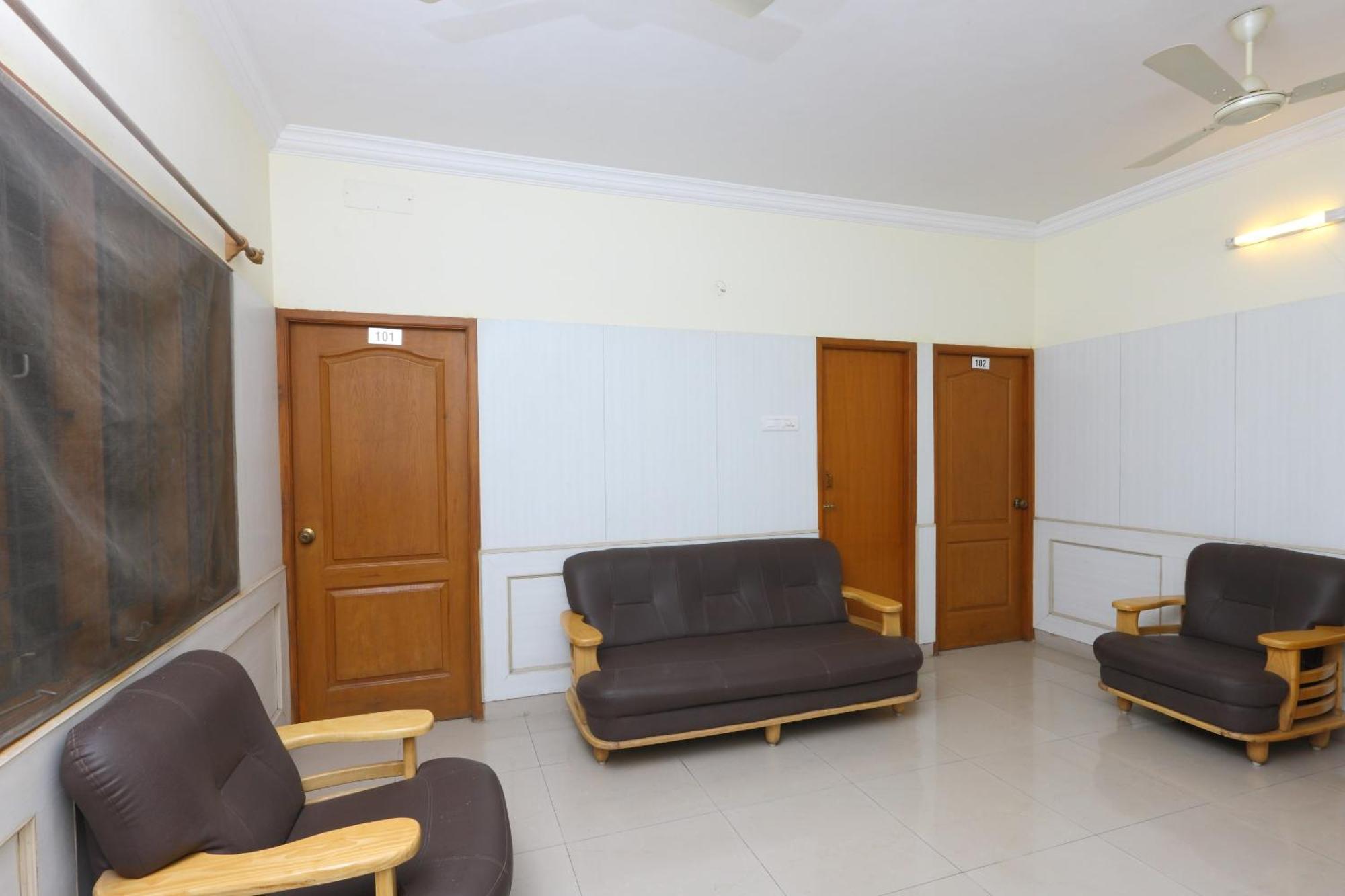 Collection O Tranquil Nest Hotel Chennai Exterior foto